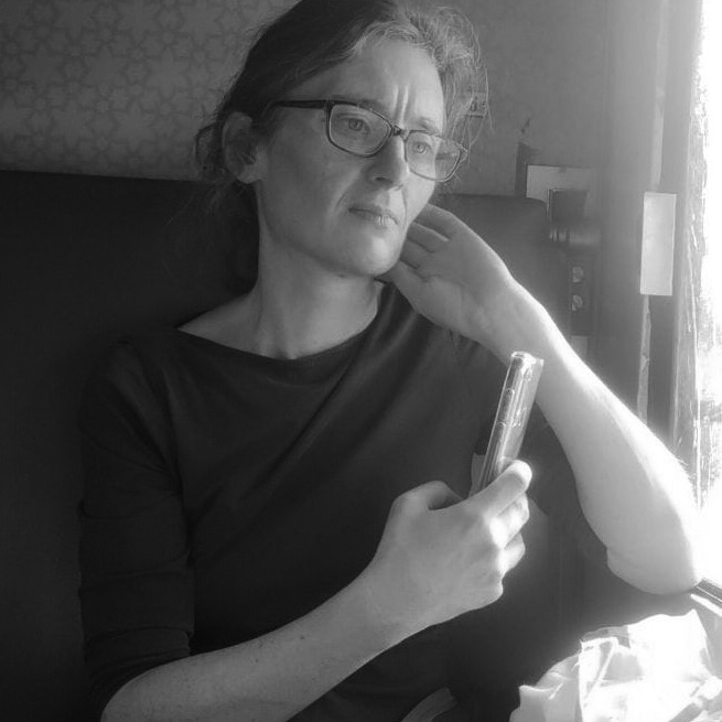 Helen Burgess loading=
